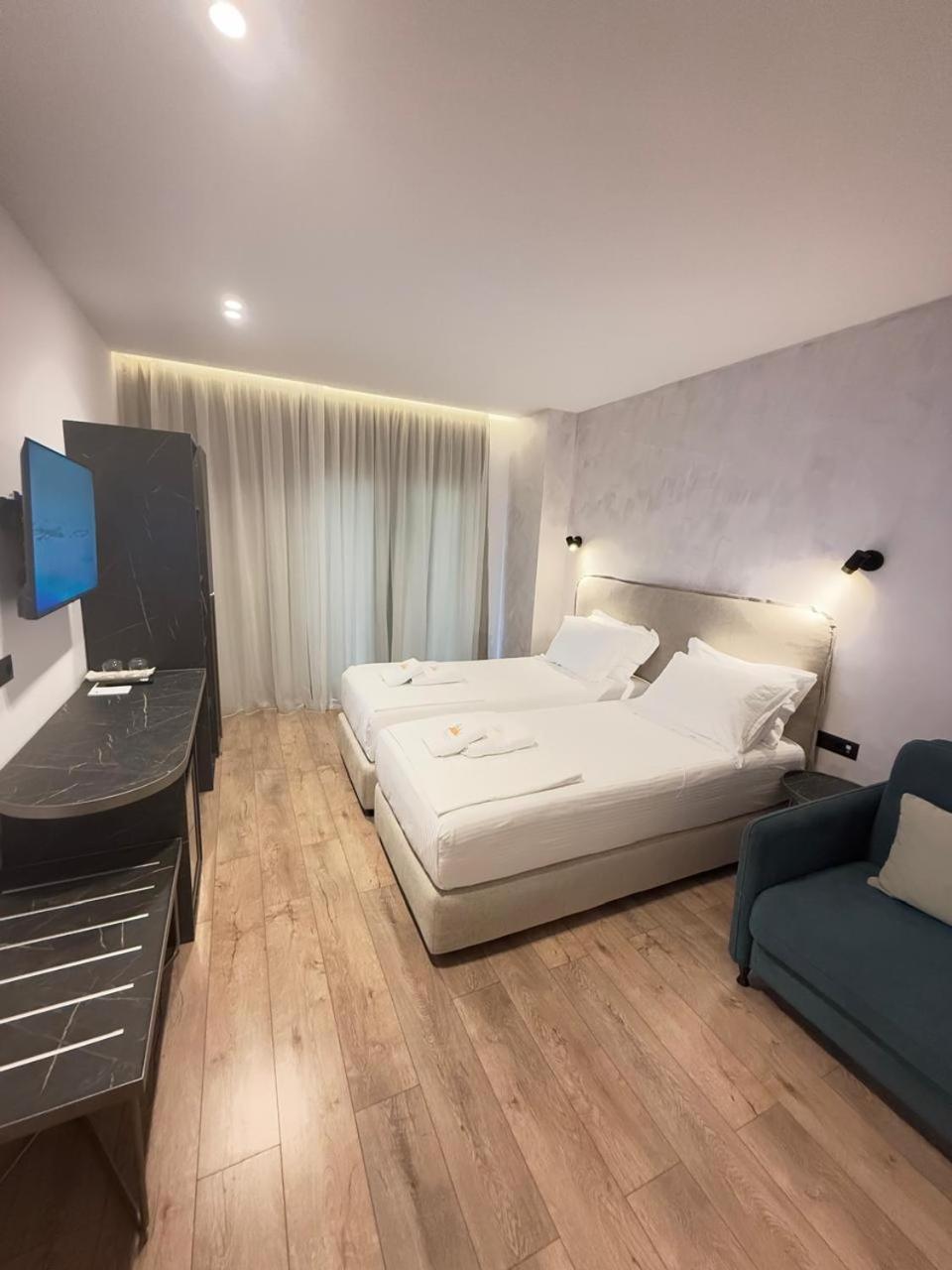 The Queen'S Lion Premium Hotel Saranda Zewnętrze zdjęcie
