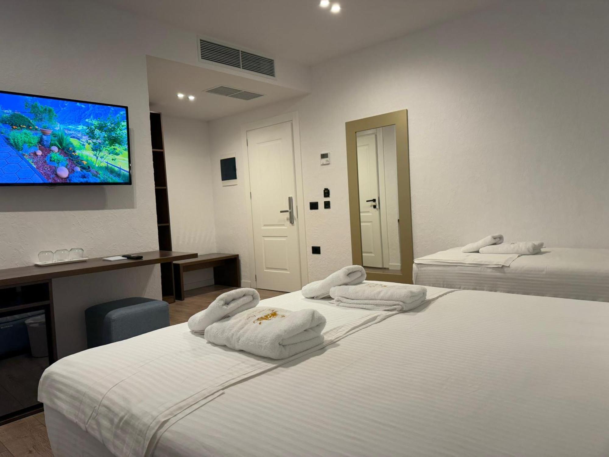 The Queen'S Lion Premium Hotel Saranda Zewnętrze zdjęcie